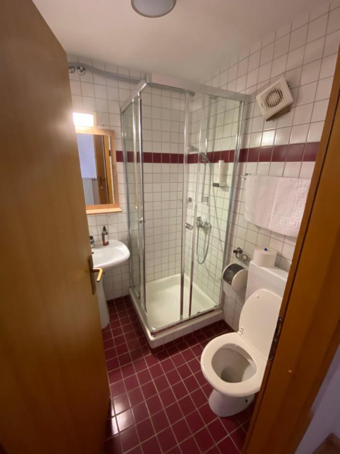 Encijan Apartments ログ・ポット・マンガルトン エクステリア 写真