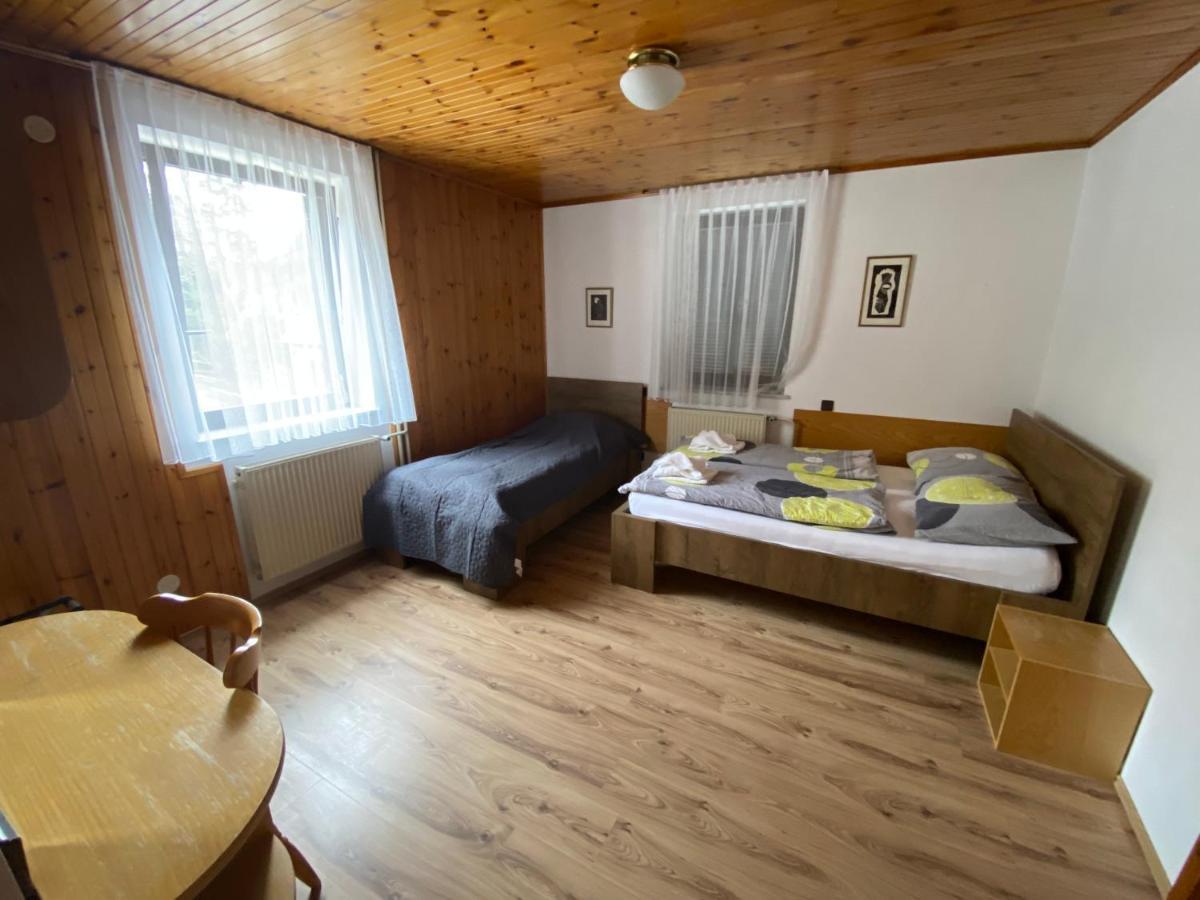 Encijan Apartments ログ・ポット・マンガルトン エクステリア 写真