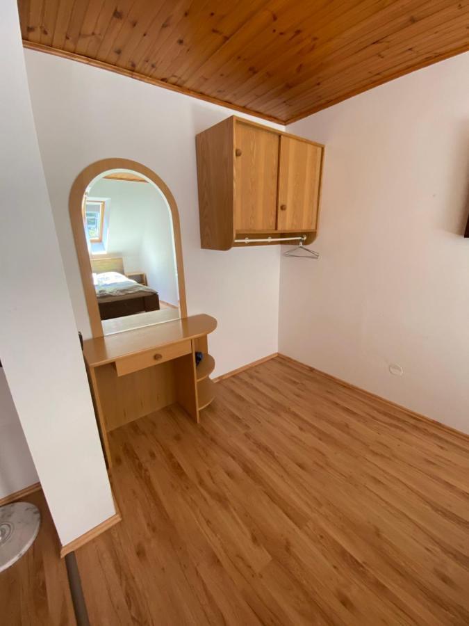 Encijan Apartments ログ・ポット・マンガルトン エクステリア 写真
